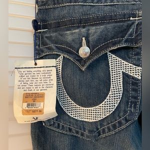 NWT Men’s True Religion Bootcut Jeans Dark Wash Size 33 w/ Checkered Logo